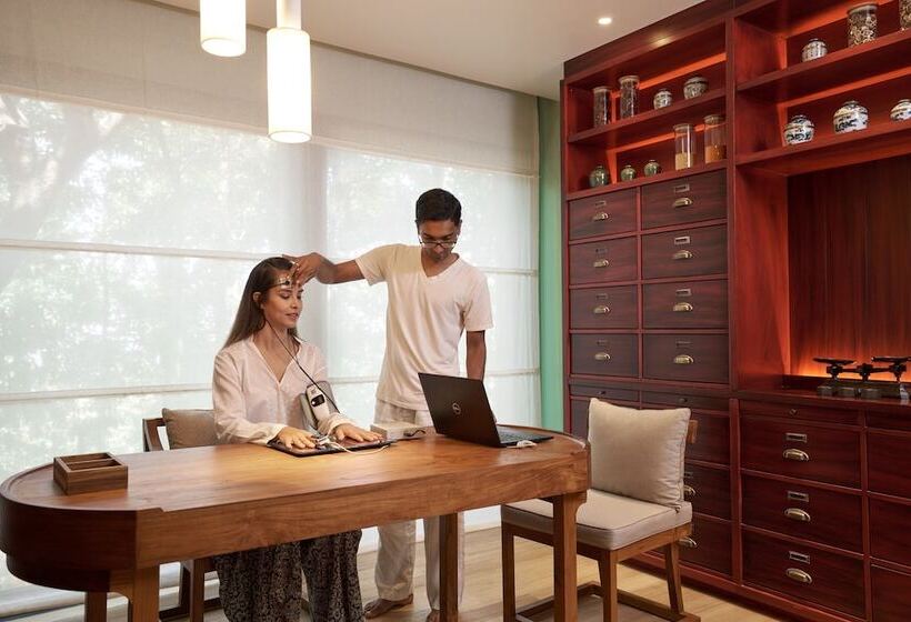 هتل Six Senses Krabey Island