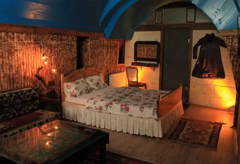 ホテル Tokmak Guest House