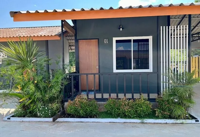 هتل Zigzag Resort Nakorn Phanom