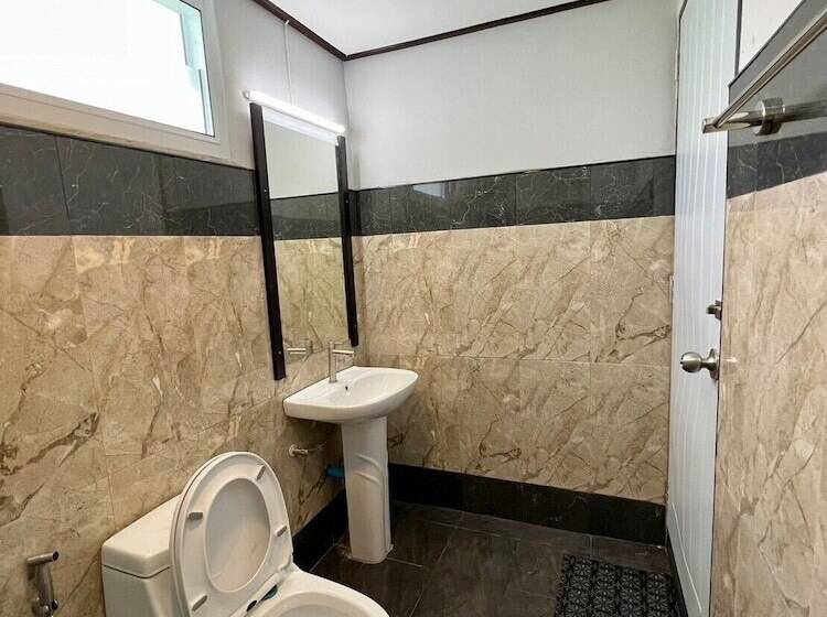 ホテル Zigzag Resort Nakorn Phanom