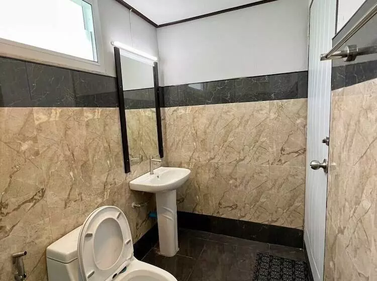 هتل Zigzag Resort Nakorn Phanom