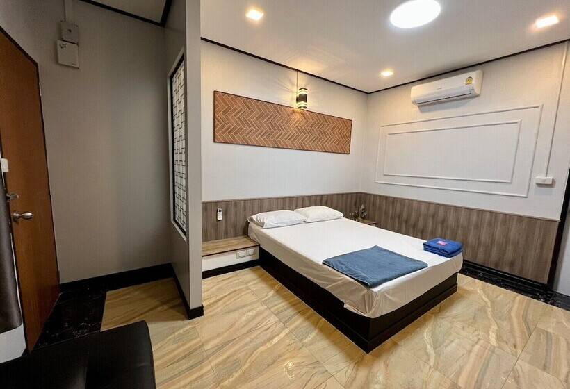 ホテル Zigzag Resort Nakorn Phanom