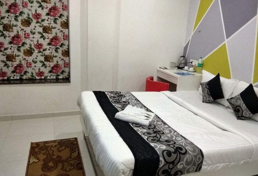 Jk Rooms 116 Hotel Taha Pride