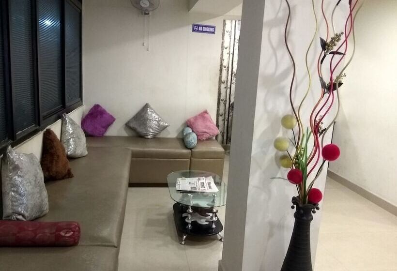 Jk Rooms 116 Hotel Taha Pride