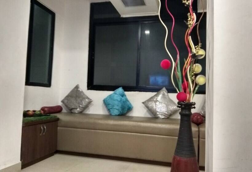 Jk Rooms 116 Hotel Taha Pride