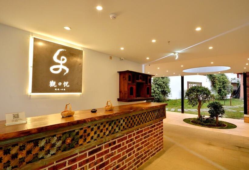 Lijiang Guanlanyue Inn