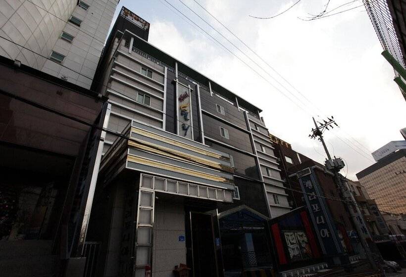 Motel Cheonan California