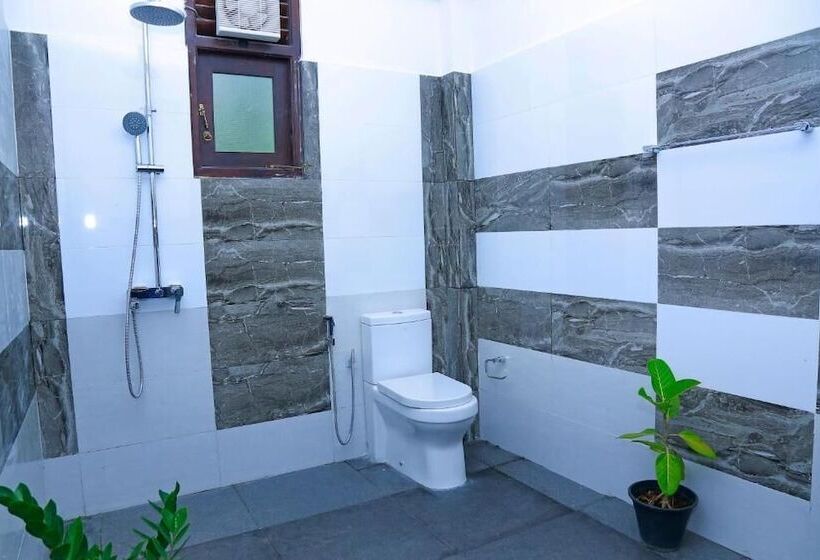 پانسیون Yala Leisure Villa & Safari