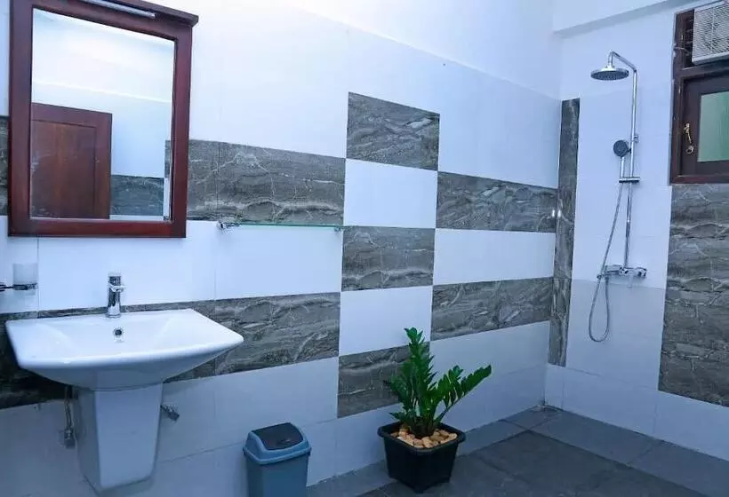 پانسیون Yala Leisure Villa & Safari
