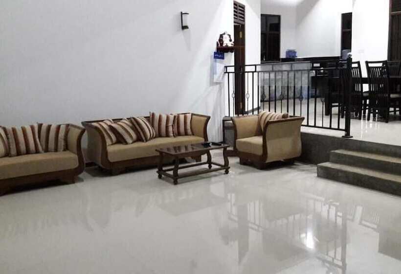 پانسیون Yala Leisure Villa & Safari