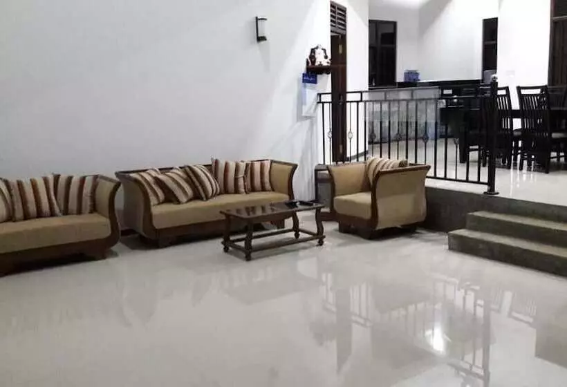 پانسیون Yala Leisure Villa & Safari