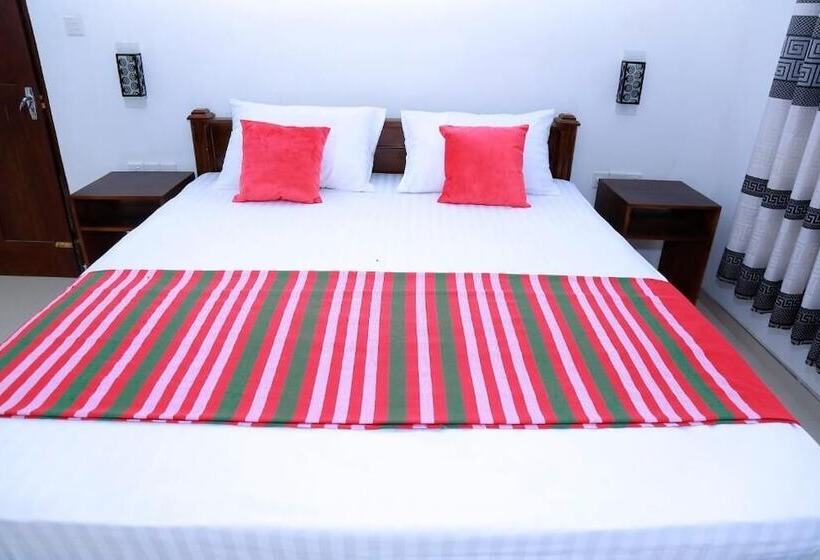 پانسیون Yala Leisure Villa & Safari