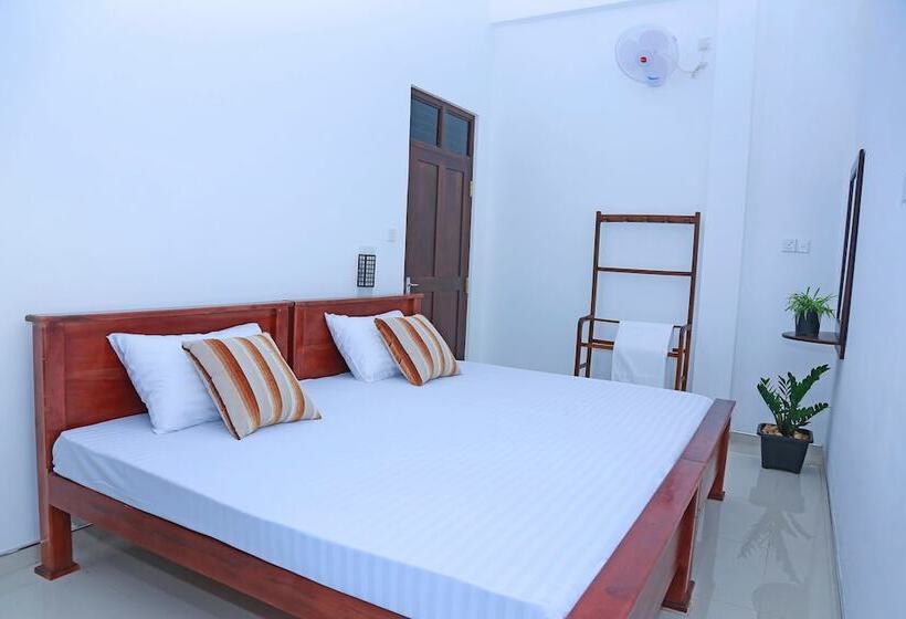 پانسیون Yala Leisure Villa & Safari