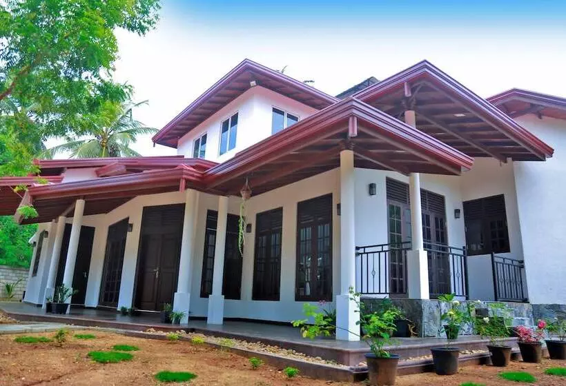 پانسیون Yala Leisure Villa & Safari