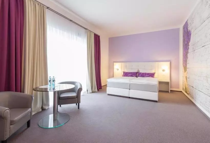 پانسیون Marina Niederhavel