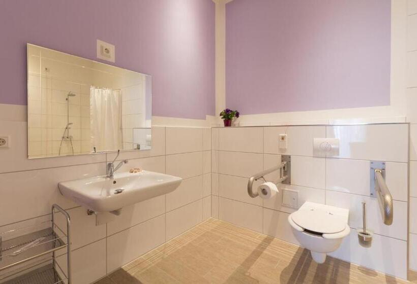 پانسیون Marina Niederhavel