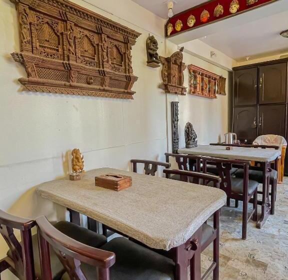 پانسیون Siddhi Laxmi Guest House