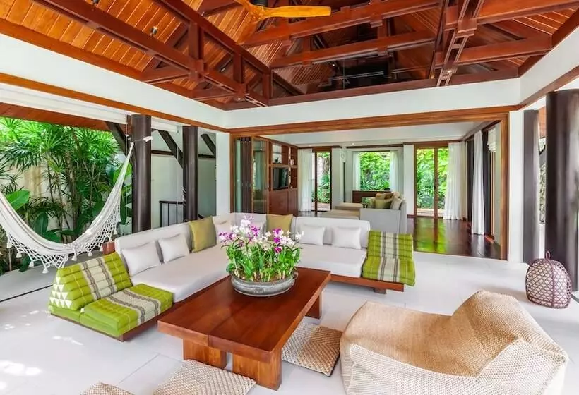 Villa Analaya