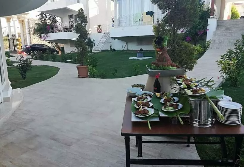 Calico Hotel