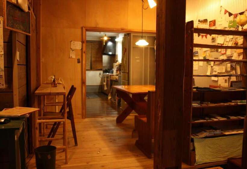 Cotonoha Guesthouse   Hostel