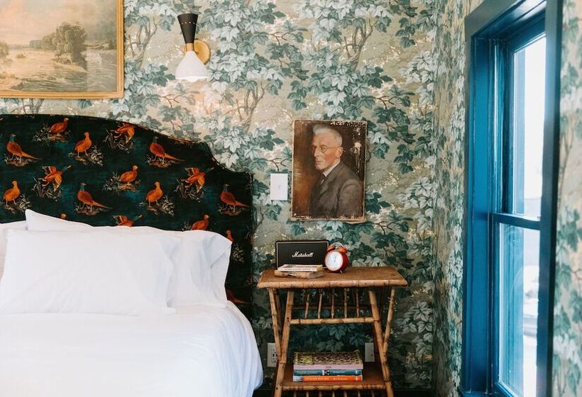 فندق فئة نجمة واحدة Highlander Mountain House