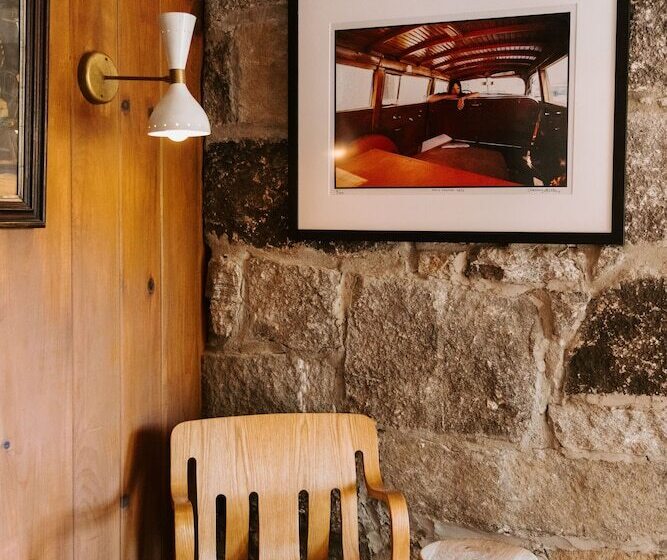 فندق فئة نجمة واحدة Highlander Mountain House