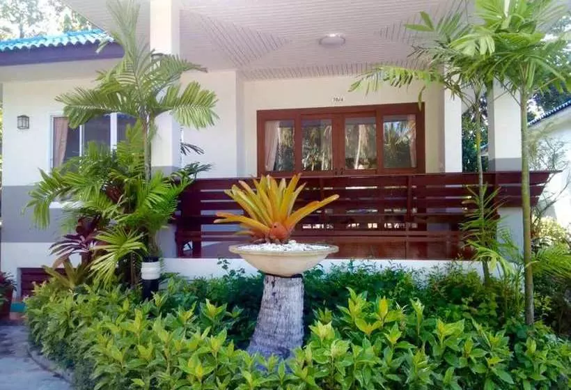 Hotelli Bougainvill Samui