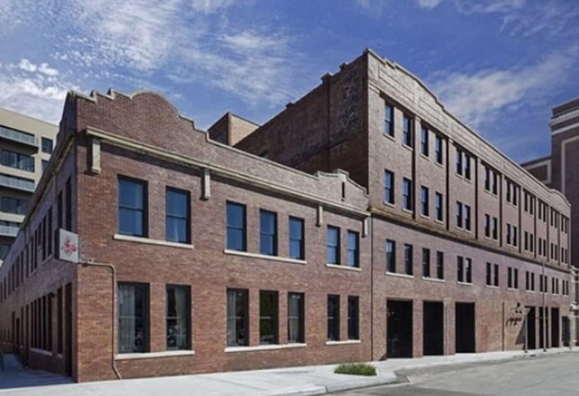 בית מלון כפרי Crossroads