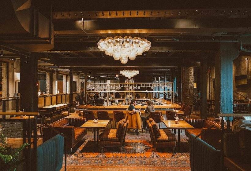 בית מלון כפרי Crossroads