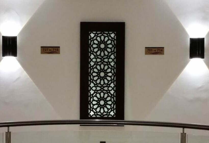 Отель Hôtel Tamuda Beach