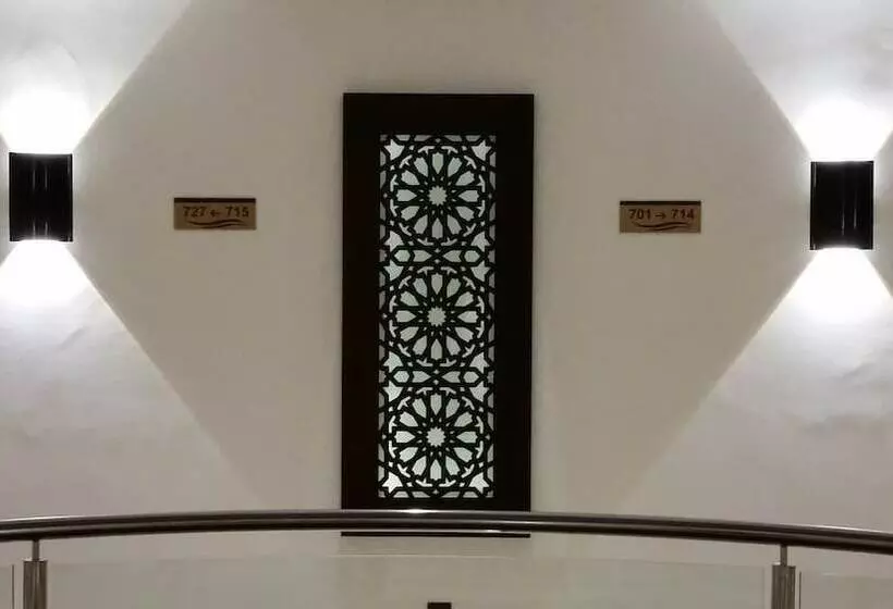 Hotelli Hôtel Tamuda Beach