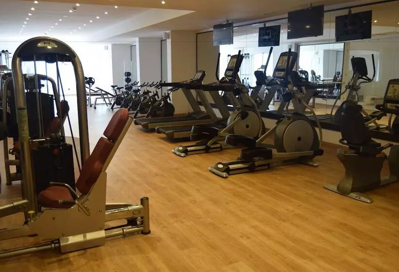 Hotelli Hôtel Tamuda Beach