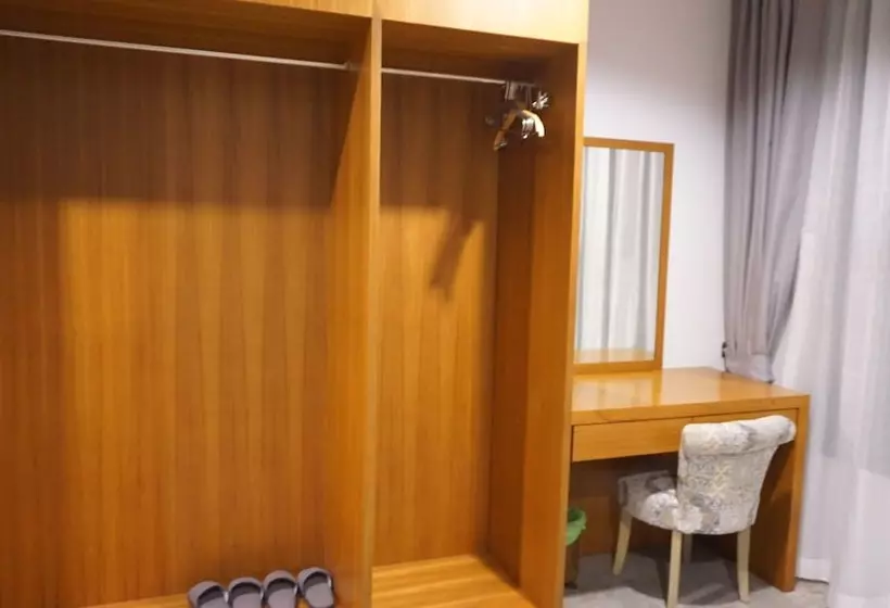 هتل Raenong Boutique