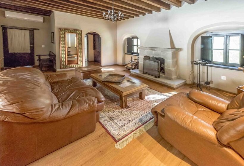 هتل روستایی Meson Real De La Plata