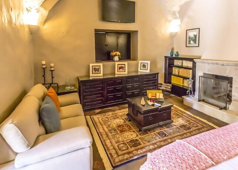 هتل روستایی Meson Real De La Plata