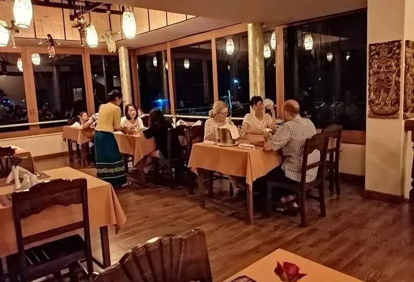 هتل Spring Lodge Inle