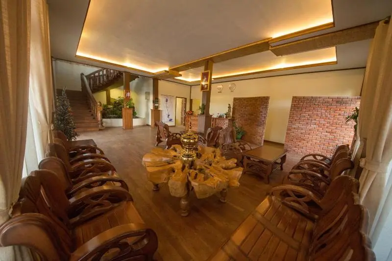 هتل Spring Lodge Inle