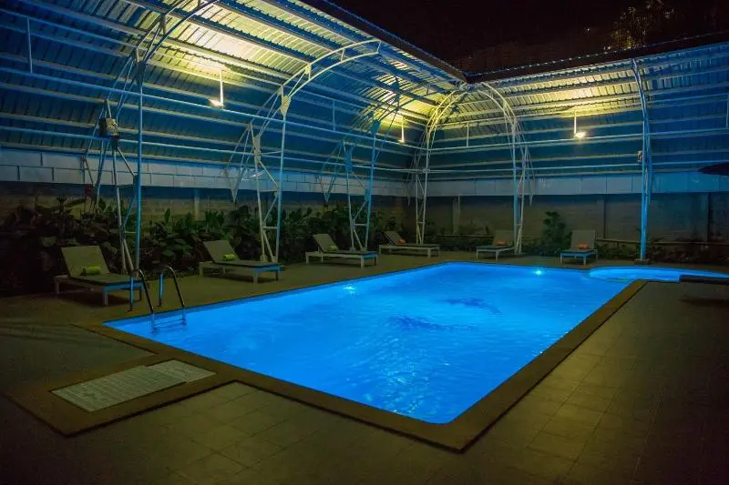 هتل Spring Lodge Inle