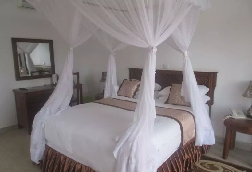 هتل Sundown Carnival Lodge