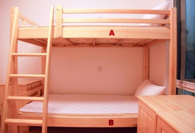 Joy Plus International Youth Hostel