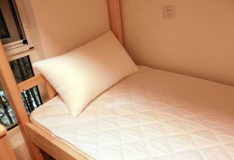 Joy Plus International Youth Hostel