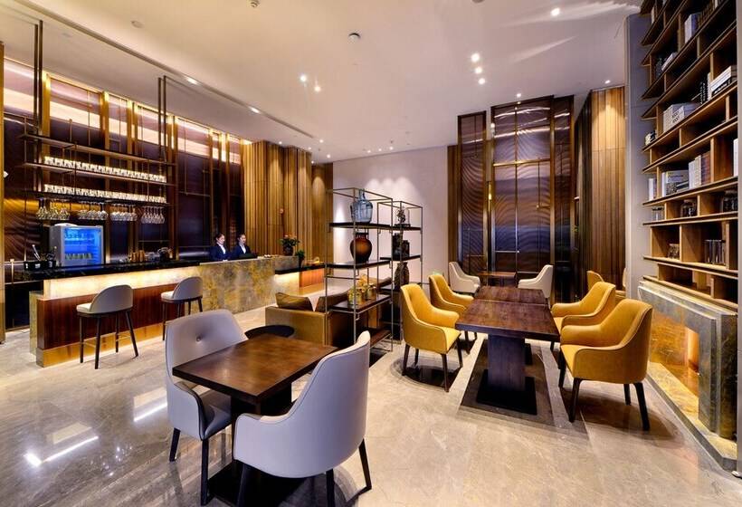 Kuanrong Luxury Suites Hotel   Daping Times Square