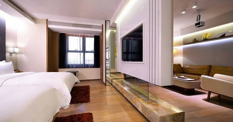 Kuanrong Luxury Suites Hotel   Daping Times Square