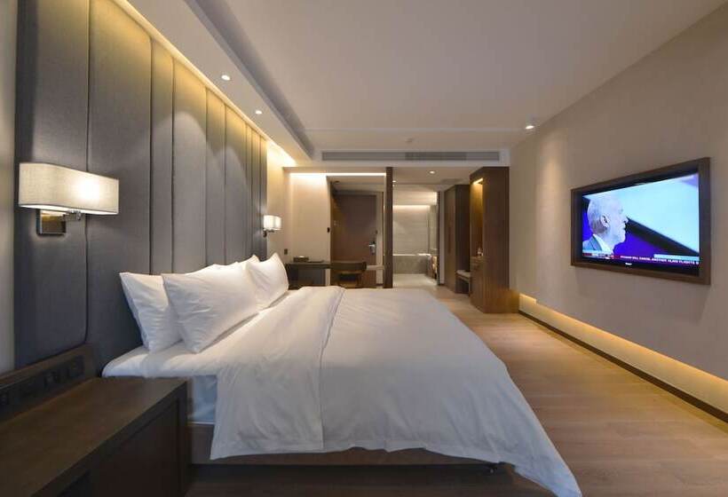 Kuanrong Luxury Suites Hotel   Daping Times Square