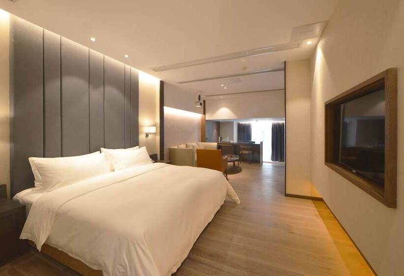 Kuanrong Luxury Suites Hotel   Daping Times Square