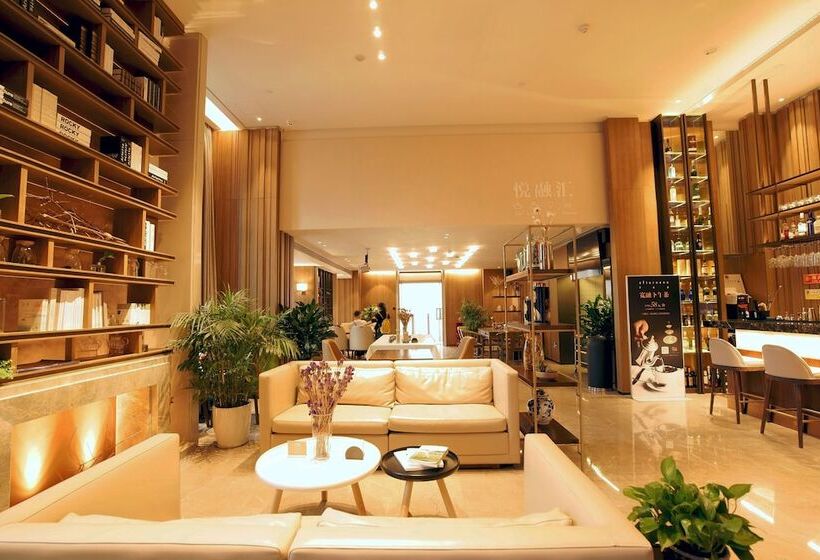 Kuanrong Luxury Suites Hotel   Daping Times Square