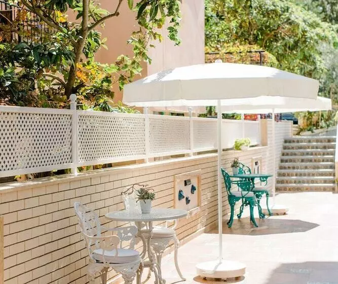 Luvi Kaş Otel   Adults Only