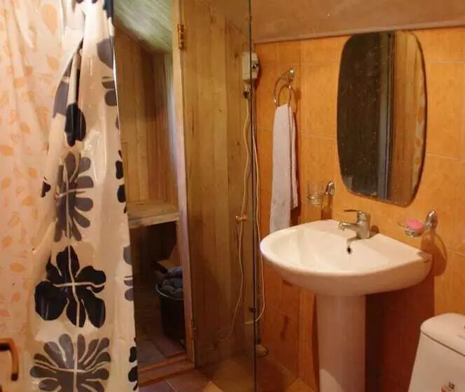 پانسیون Areni House B&b