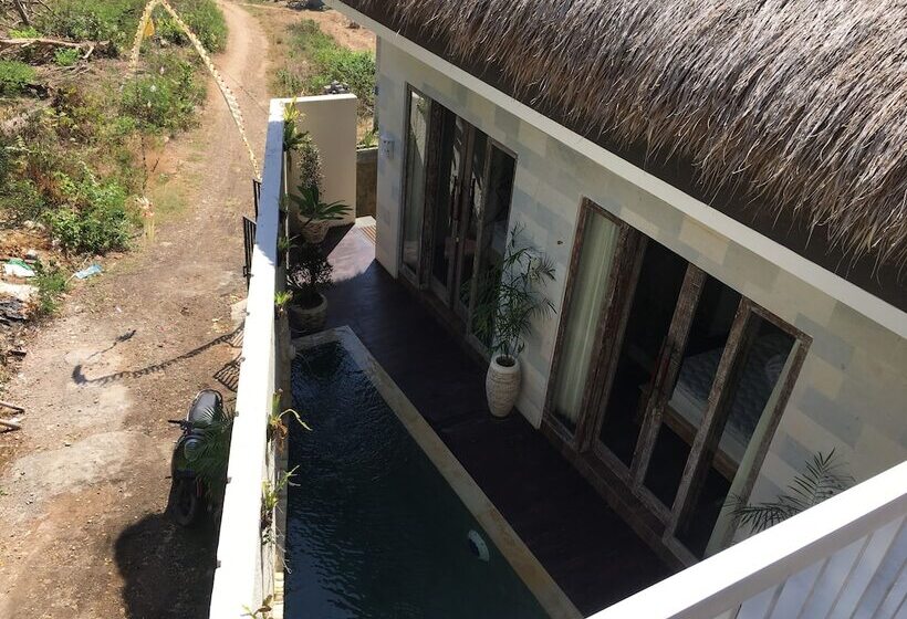 پانسیون Pachira Lembongan Villa