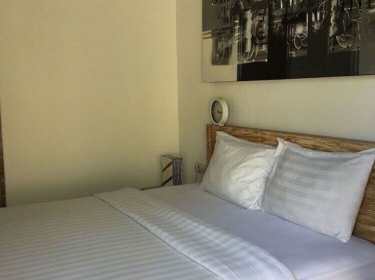 پانسیون Pachira Lembongan Villa